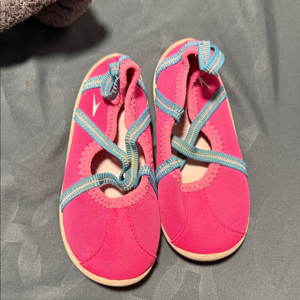 Speedo Kids Water Shoes in Pink and Blue